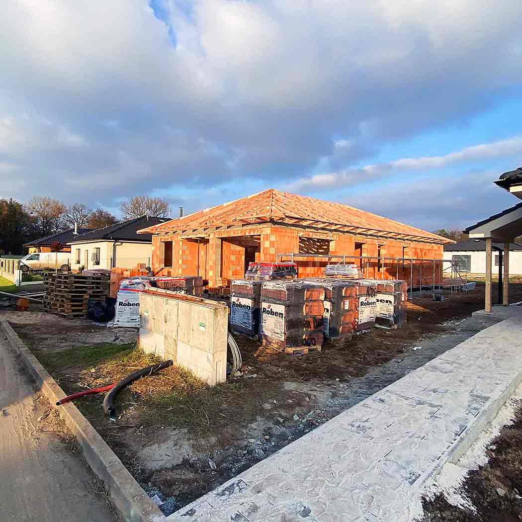 Stavby a rekonstrukce JAKMAR - reference