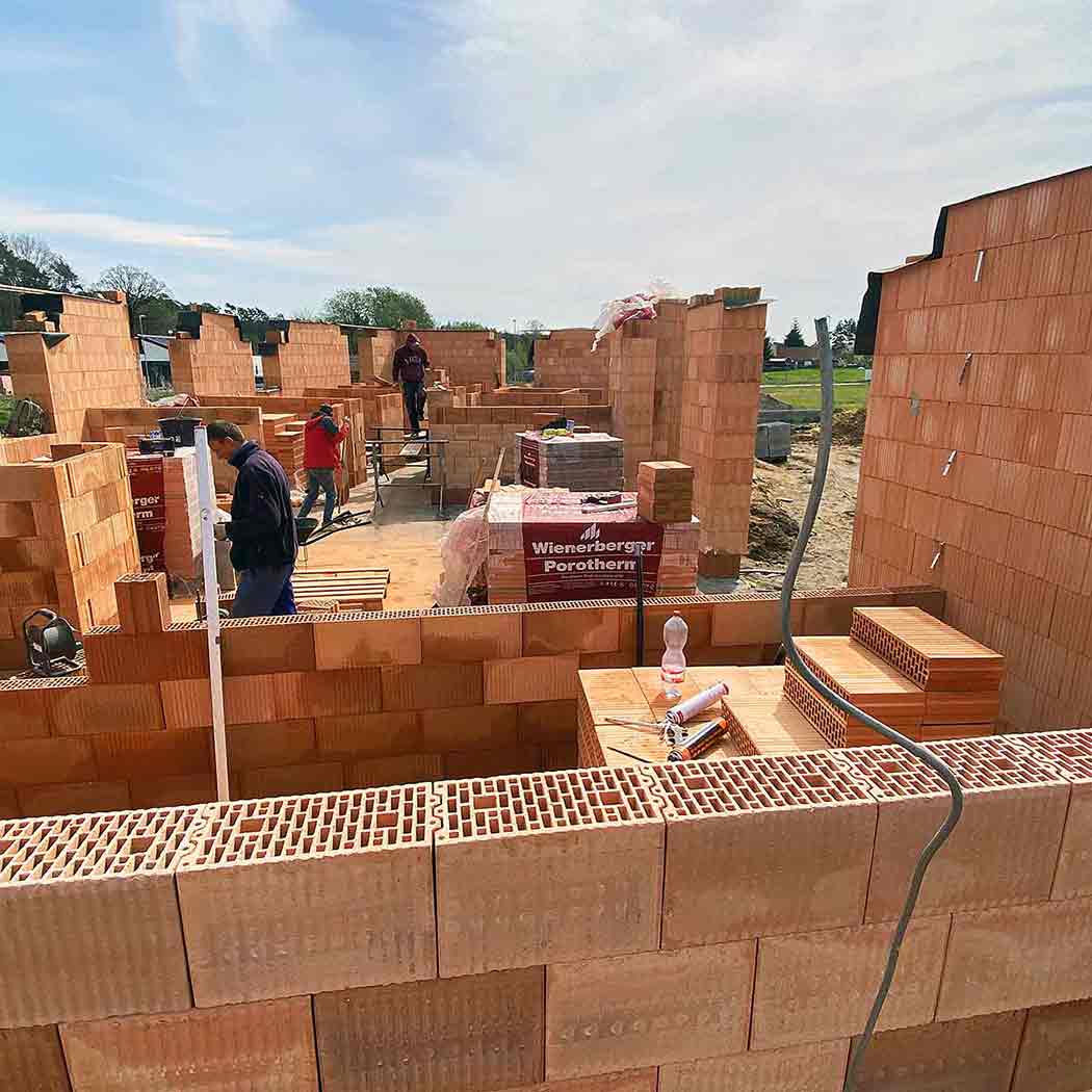 Stavby a rekonstrukce JAKMAR - reference