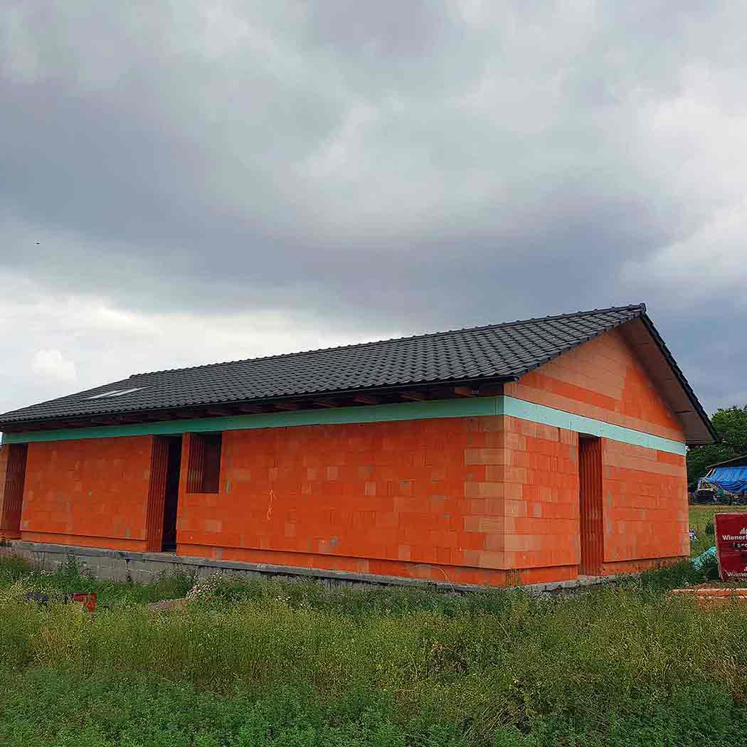 Stavby a rekonstrukce JAKMAR - reference